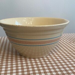 Vintage Oven Ware Pottery 12"
Oven Ware Mixing Bowl Pink Blue
Stripe Bands USA